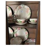 FRANCISCAN DISH SET SERVICE FOR 8