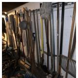LARGE GROUP OF TOOLS INCL BROOM, RAKES, SHOVELS