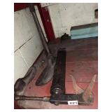 GREASE GUN, CAST IRON COBBLER FORMS