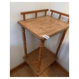 SMALL WOOD CORNER STAND, 12X14X26
