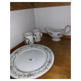 BOTANICAL GARDENS MUGS, GRAVY BOAT AND DISH