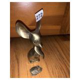 SONIC IQ WIRELESS HEADPHONES, ONE OPEN, ONE