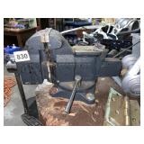 4.5" CRAFTSMAN BENCH TOP VISE 51865