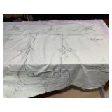 PINK TABLECLOTH AND CUTOUT TABLECLOTH PINK 57" X