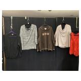 WOMENï¿½S PLUS SZ TOPS INCLUDING CJ BANKS