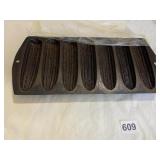 CAST IRON CORN CORNBREAD PAN