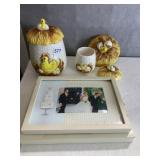 CHICK CANISTER AND LIDS, 2 LIDS DO NOT FIT SMALL