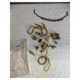 SILVER TONE NECKLACE AND ASSORTED JEWELRY PARTS