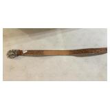 HORSE BUCKLE BERGAMOT LEATHER W/ HORSE