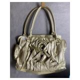 SERENA PURSE GOLD IN COLOR