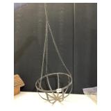 IRON PLANT HANGER