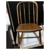 ANTIQUE ROCKING CHAIR