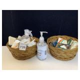 TRAVEL BOTTLES SOAP, LOTION ][>