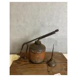 OILER GUN AND SMALL OILER CAN