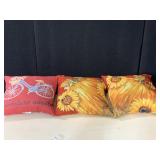 3 INDOOR OUTDOOR DECORATIVE THROW PILLOWS