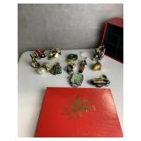 STEELERS ORNAMENTS AND HOLDER