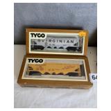 TYCO VIRGINIAN HOPPER CAR AND ROCK ISLAND CABOOSE