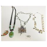 BEADED NECKLACE WITH TURQUOISE PENDANT EARRINGS