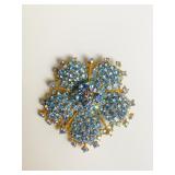 NORDSTROM LARGE GOLD TONE BROOCH PIN WITH BLUE