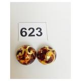 GOLD TONE AND MOTTLED STONE EARRINGS MATCH LOT