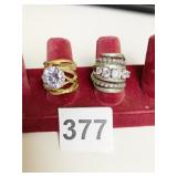 GOLD TONE METAL COCKTAIL RING WITH LARGE ROUND