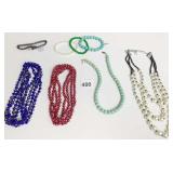 GROUP OF BEADED NECKLACES AND BRACELETS