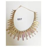 KENDRA SCOTT SEGMENTED NECKLACE WITH ELONGATED