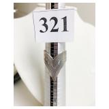 SILVER 925 SIZE 10 RING WITH V PATTERN