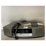 BOSE WAVE RADIO W/ REMOTE