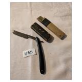 ANTIQUE STRAIGHT RAZOR WITH NIPS ON THE SHORT END