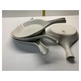HALL BAKING DISHES W/ HANDLES 4
