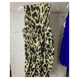 NEW DIRECTIONS SIZE 14 ANIMAL PRINT SLEEVELESS