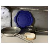 TUPPERWARE LAZY SUSAN, 2 FRY PANS