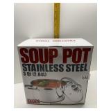 STAINLESS STEEL POT NEW 3 QT.