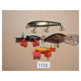 FISHING LURE GROUP 4 LARGE MINNOWS LARGE CRAYFISH