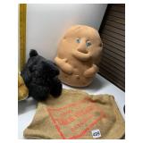 COUCH POTATO, BLACK DOG