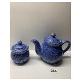 GLAZED TEAPOT AND SUGAR DISH