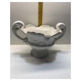 CHERUB SIDE DOUBLE HANDLE PLANTER