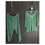 SLINKY GREEN 2 PC. OUTFIT 2 X W/ RHINESTONE FRONT