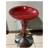 MOLDED SEAT ADJ. HEIGHT STOOL
