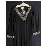 CAROLYN STRAUSS LADIES TOP BLACK WITH GOLD