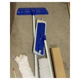 NEW CLEANING FLOOR CLEANERS W/ POLES