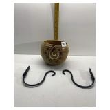 UNUSUAL PLANTER 5.5" H X 6" D W/ CUTOUT SUN W/