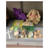 EASTER FIGURINES AND Dï¿½COR