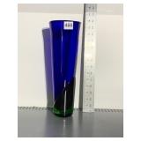 13.5" TALL ART GLASS VASE, BLUE AND GREEN