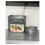 GALVANIZED HAND PAINTED COUNTRY CAN AND LION HEAD