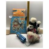 REMOTE CONTROL FIFI THE BEGGING POODLE, WITH