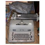IBM ELECTRIC TYPEWRITER