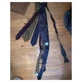 NECK TIES