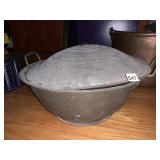 ANTIQUE DOUGH BOWL W/ LID